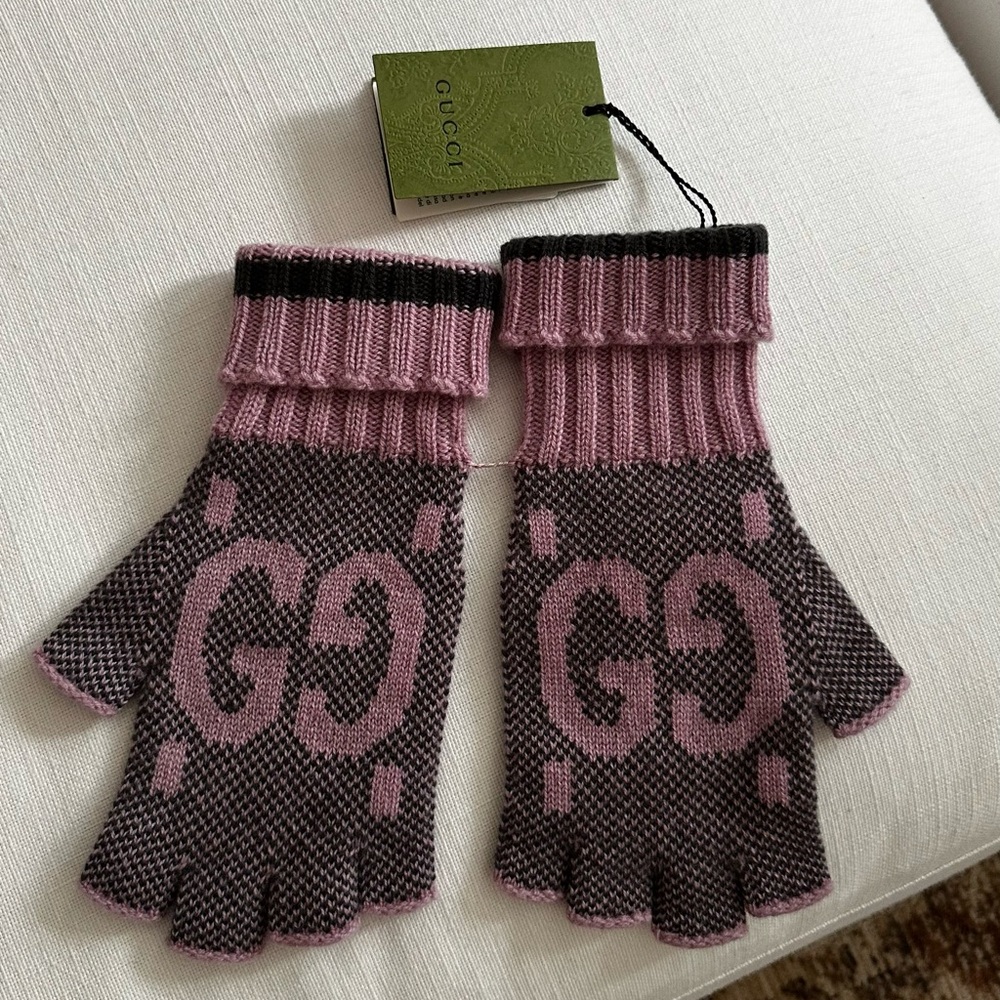 NWT Gucci cashmere gloves - authentic